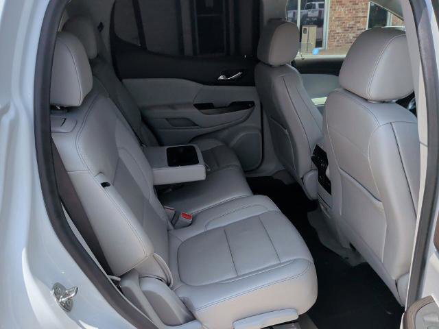 Used 2023 GMC Acadia SLT FWD image 20