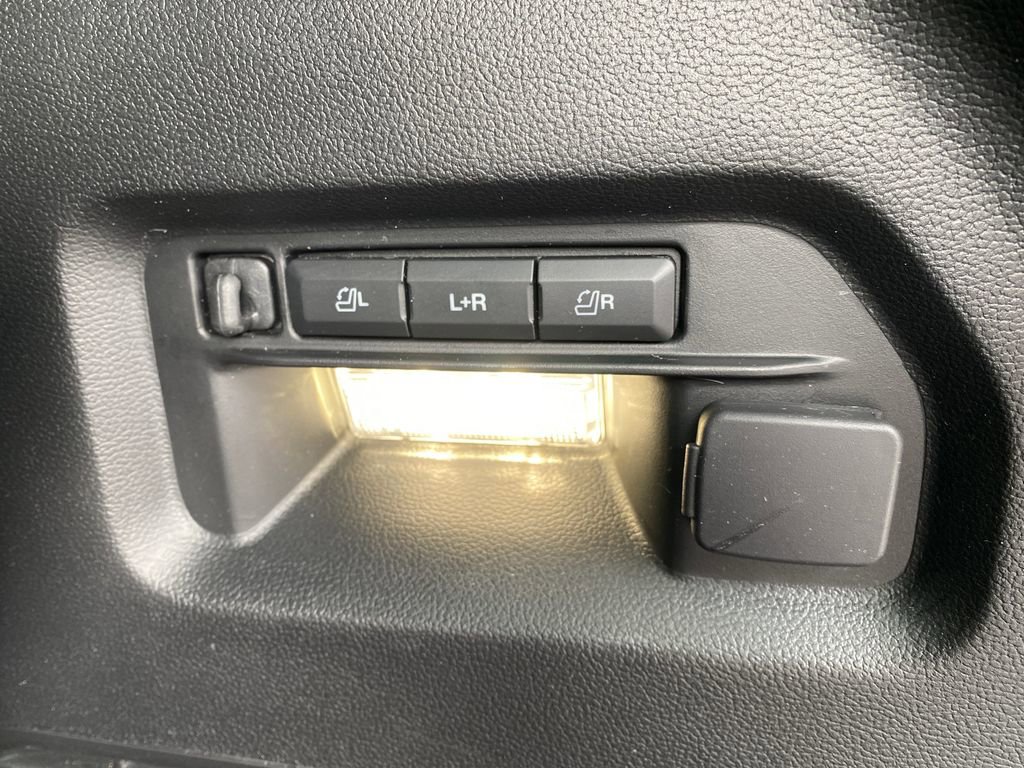 Certified 2023 Ford Explorer Platinum w/ Technology Package image 22