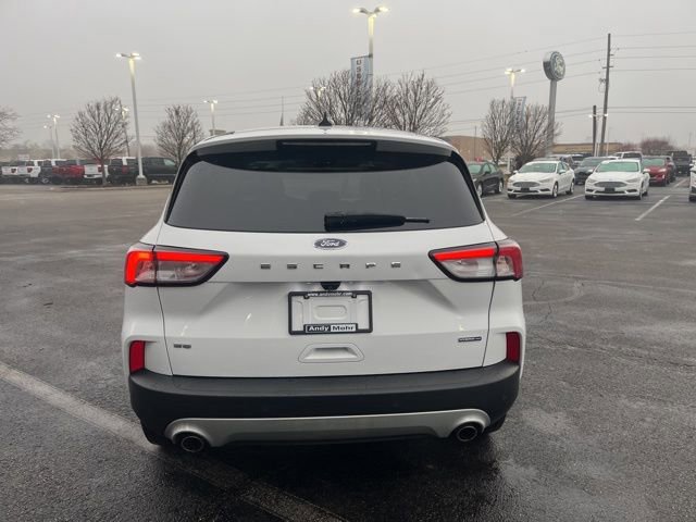 Certified 2021 Ford Escape SE image 4