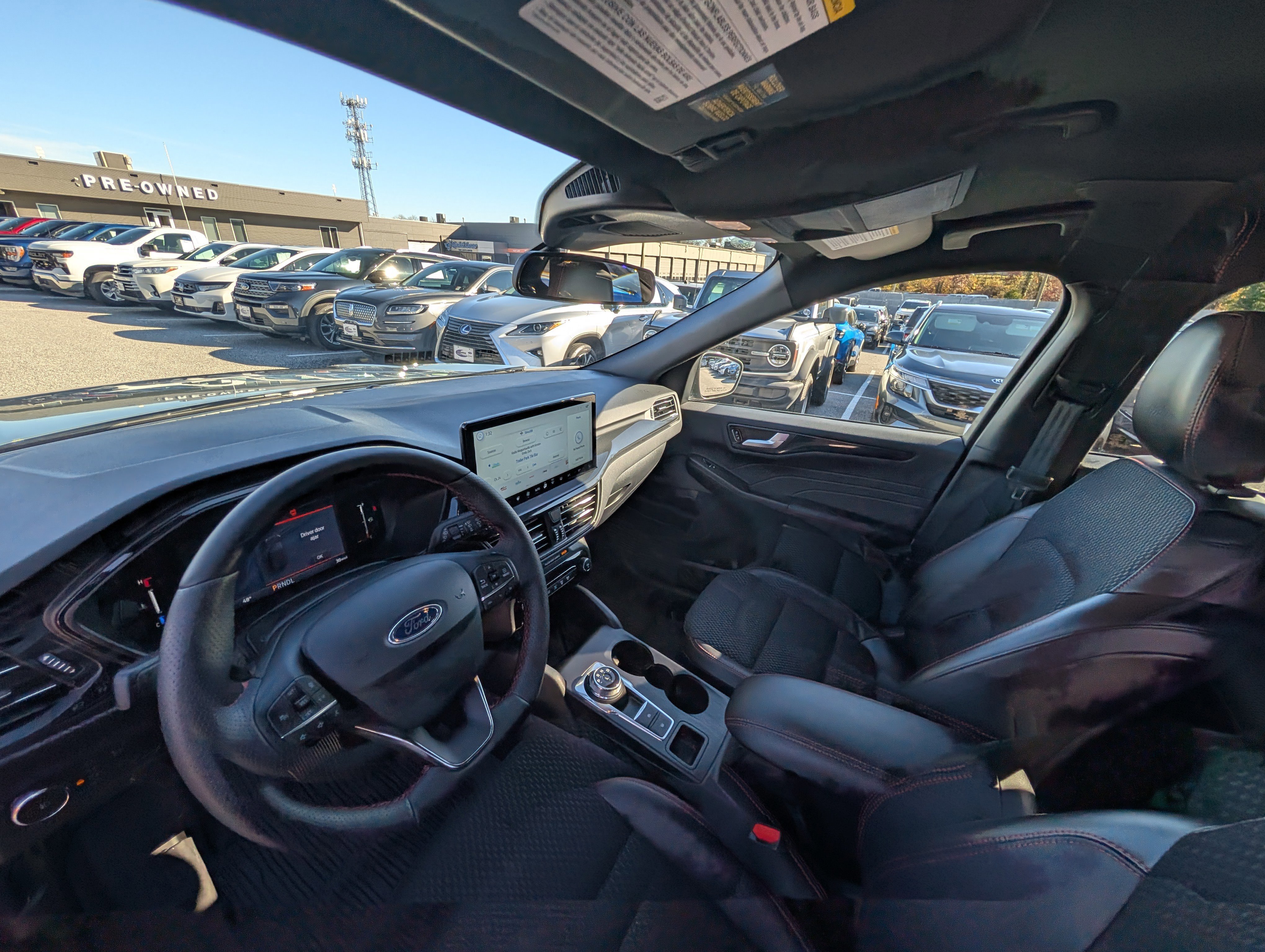 Certified 2025 Ford Escape ST-Line Elite w/ Tech Pack #1 image 17