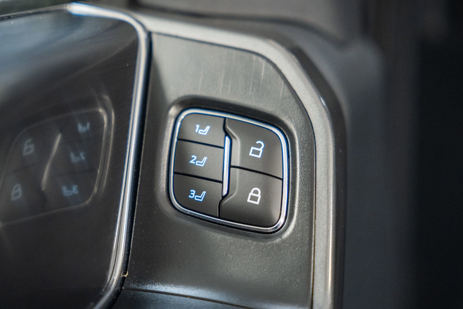 Certified 2023 Ford F150 Lariat w/ Equipment Group 502A High image 46