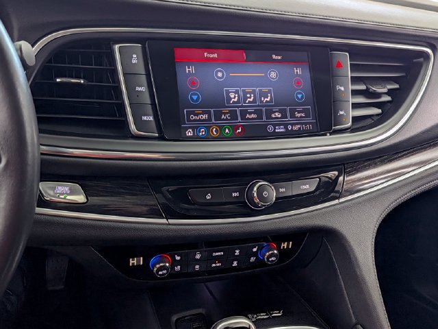 Used 2021 Buick Enclave Avenir w/ Avenir Technology Package AWD/4WD image 33