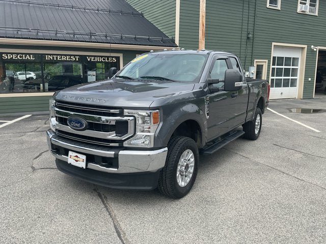 Certified 2022 Ford F250 XL w/ STX Appearance Package AWD/4WD image 3