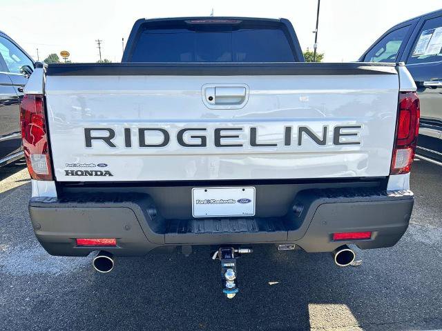 Used 2026 Honda Ridgeline Black Edition image 4
