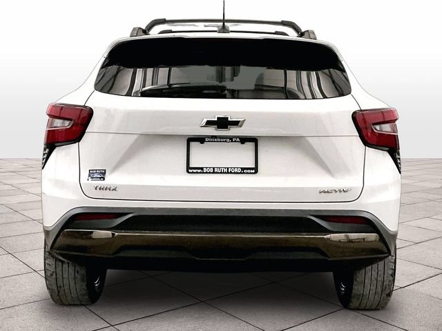 Used 2024 Chevrolet Trax ACTIV w/ Driver Confidence Package FWD image 4