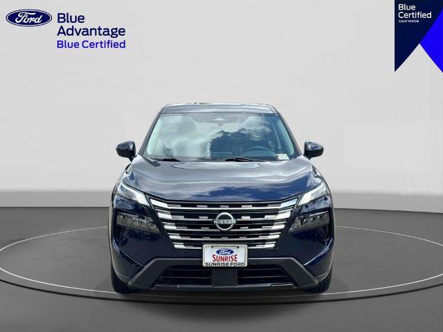 Used 2024 Nissan Rogue SV FWD image 3