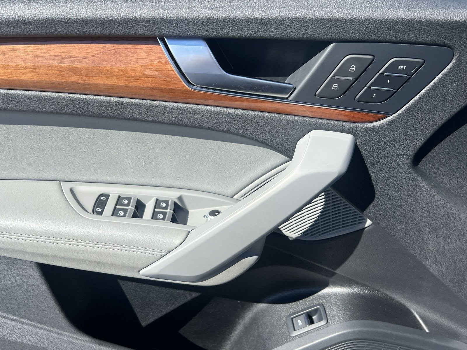 Used 2022 Audi Q5 2.0T Premium Plus image 15