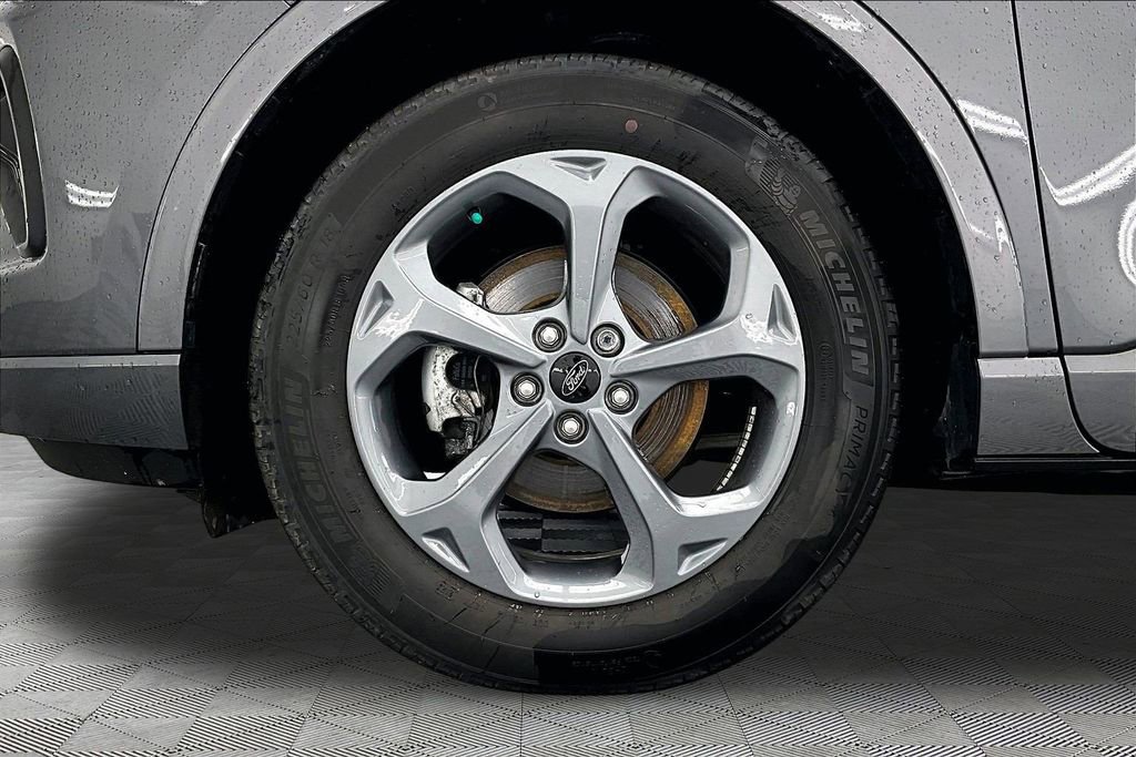 Certified 2023 Ford Escape ST-Line w/ Tech Pack #1 AWD/4WD image 9