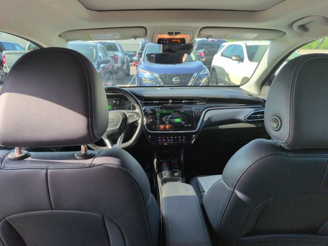 Used 2022 Chevrolet Bolt EUV Premier w/ Sun & Sound Package FWD image 25