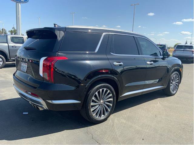 Used 2024 Hyundai Palisade Calligraphy FWD image 5