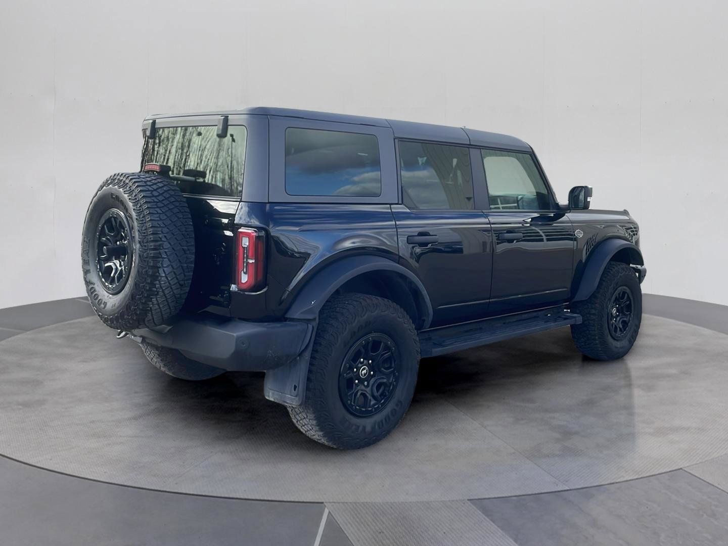 Certified 2024 Ford Bronco Wildtrak image 6