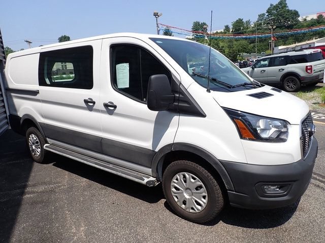 Certified 2025 Ford Transit 250 Low Roof w/ Exterior Upgrade Package RWD image 13