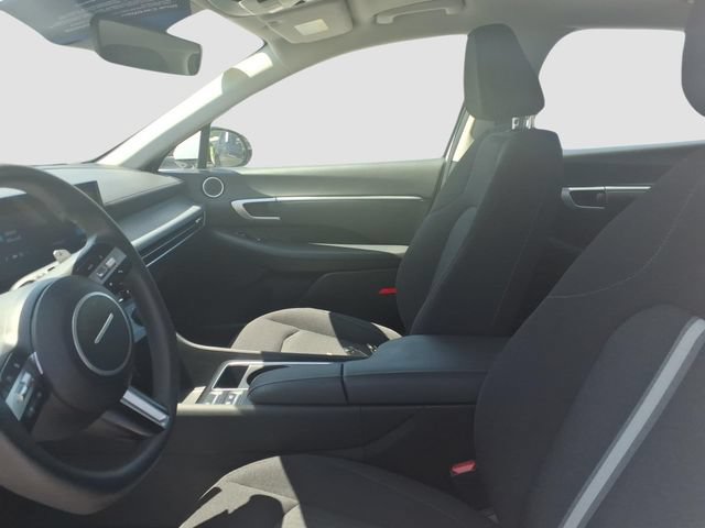 Used 2025 Hyundai Sonata SEL FWD image 7