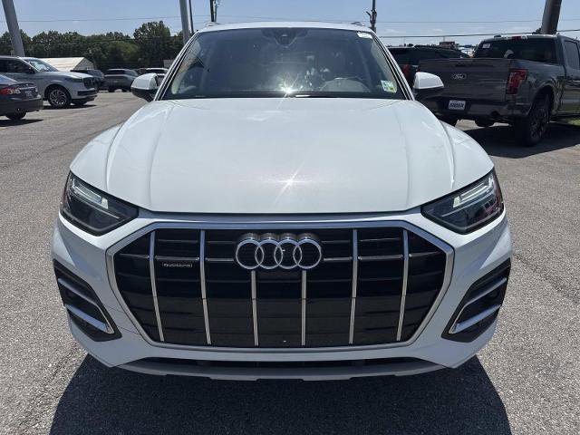 Used 2021 Audi Q5 2.0T Premium Plus w/ Premium Plus Package AWD/4WD image 2