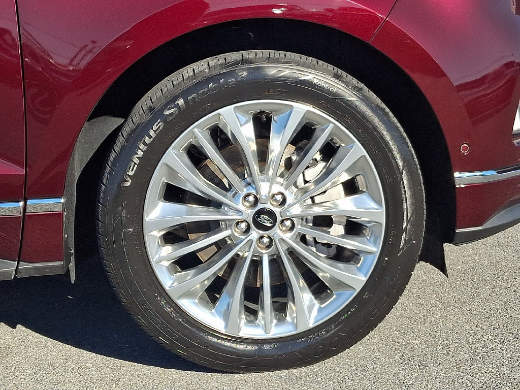 Certified 2024 Ford Edge Titanium w/ Titanium Elite Package AWD/4WD image 8