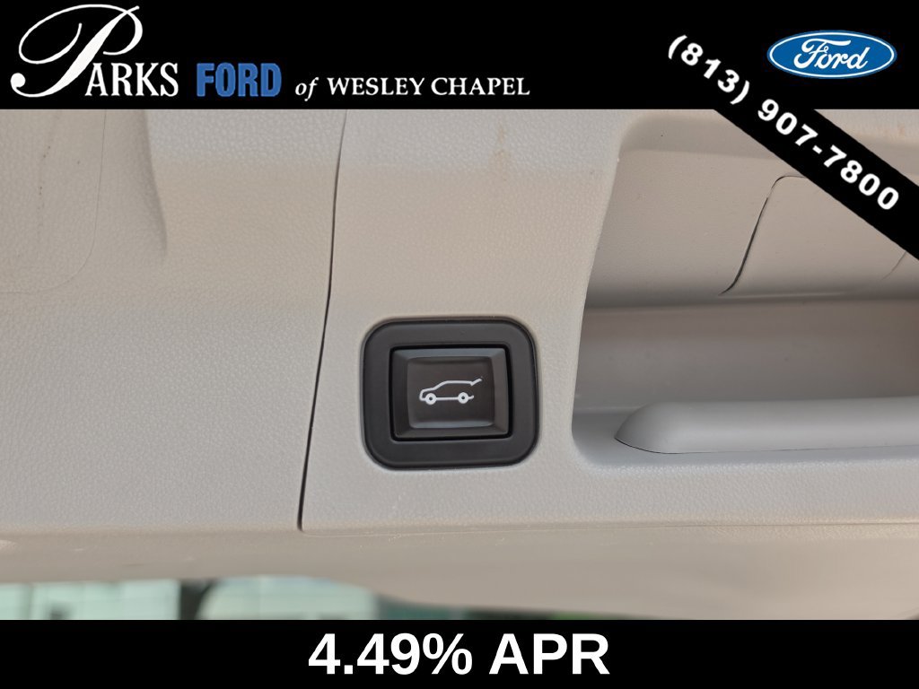 Used 2020 GMC Acadia SLT w/ Driver Alert Package II FWD image 10