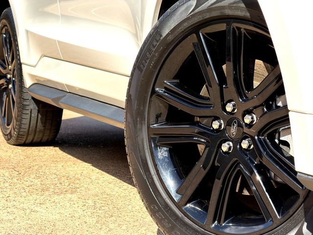 Certified 2022 Ford Edge ST-Line image 6