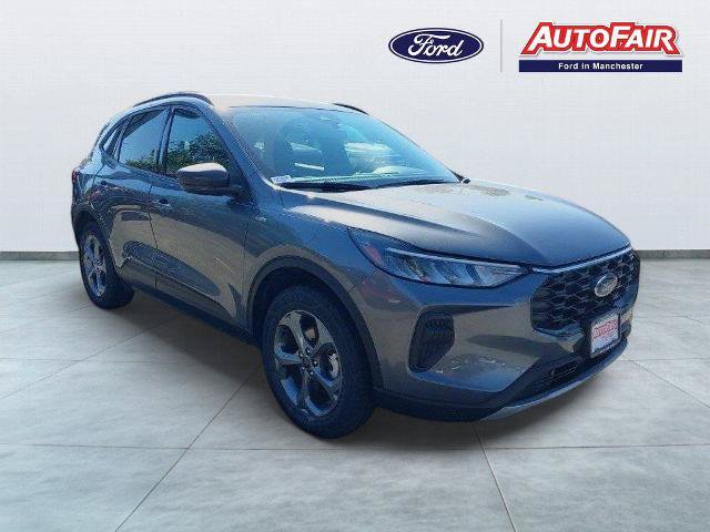 Certified 2025 Ford Escape ST-Line AWD/4WD image 1