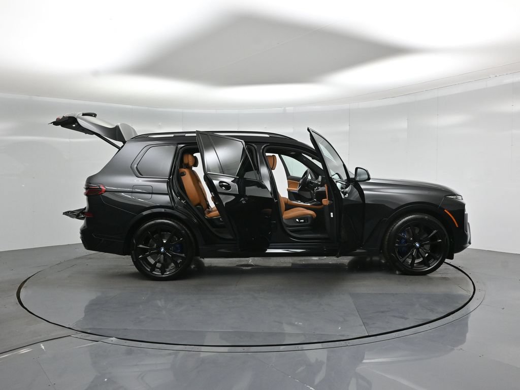 Used 2026 BMW X7 xDrive40i w/ Executive Package AWD/4WD image 5