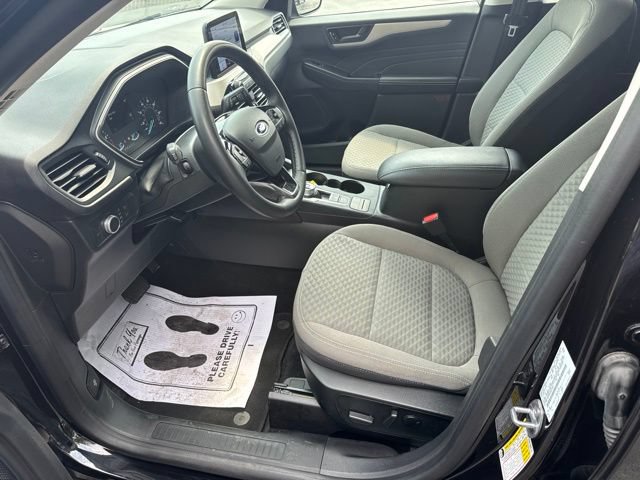Certified 2022 Ford Escape SE w/ SE Sport Appearance Package AWD/4WD image 6