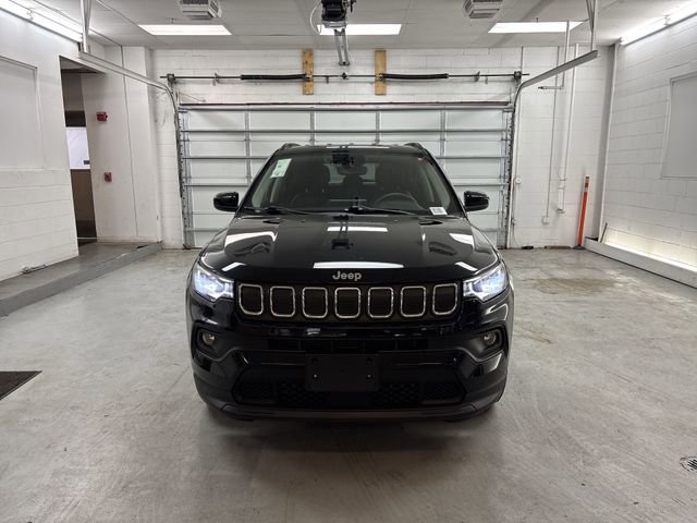 Used 2022 Jeep Compass Latitude image 24
