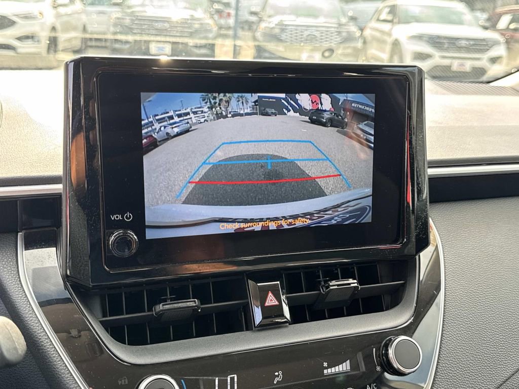 Used 2023 Toyota Corolla LE image 27