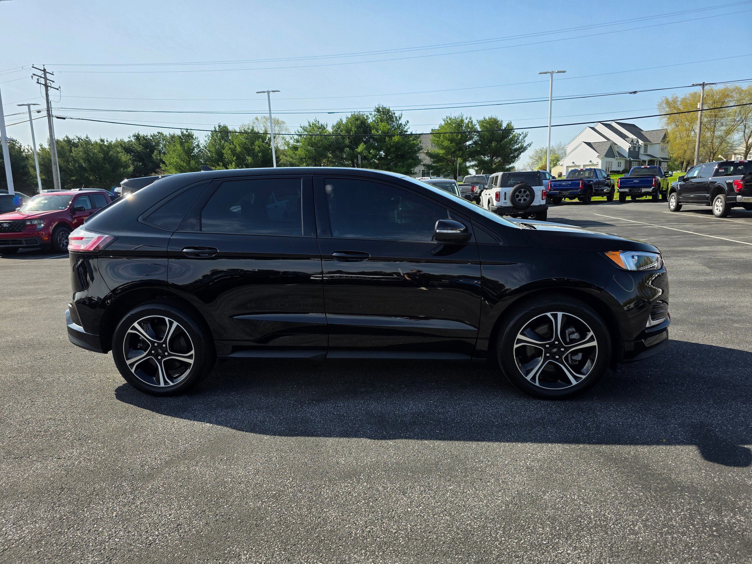 Certified 2023 Ford Edge ST AWD/4WD image 2