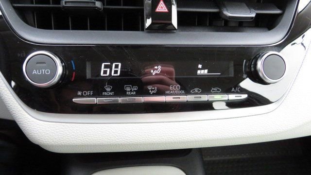 Used 2023 Toyota Corolla LE w/ LE Convenience Package image 15