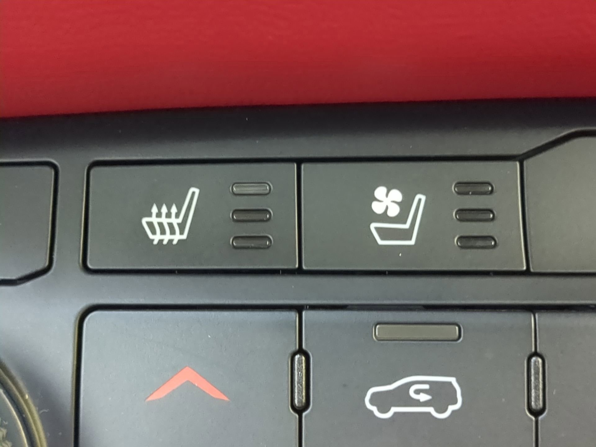 Used 2022 Dodge Durango R/T image 64