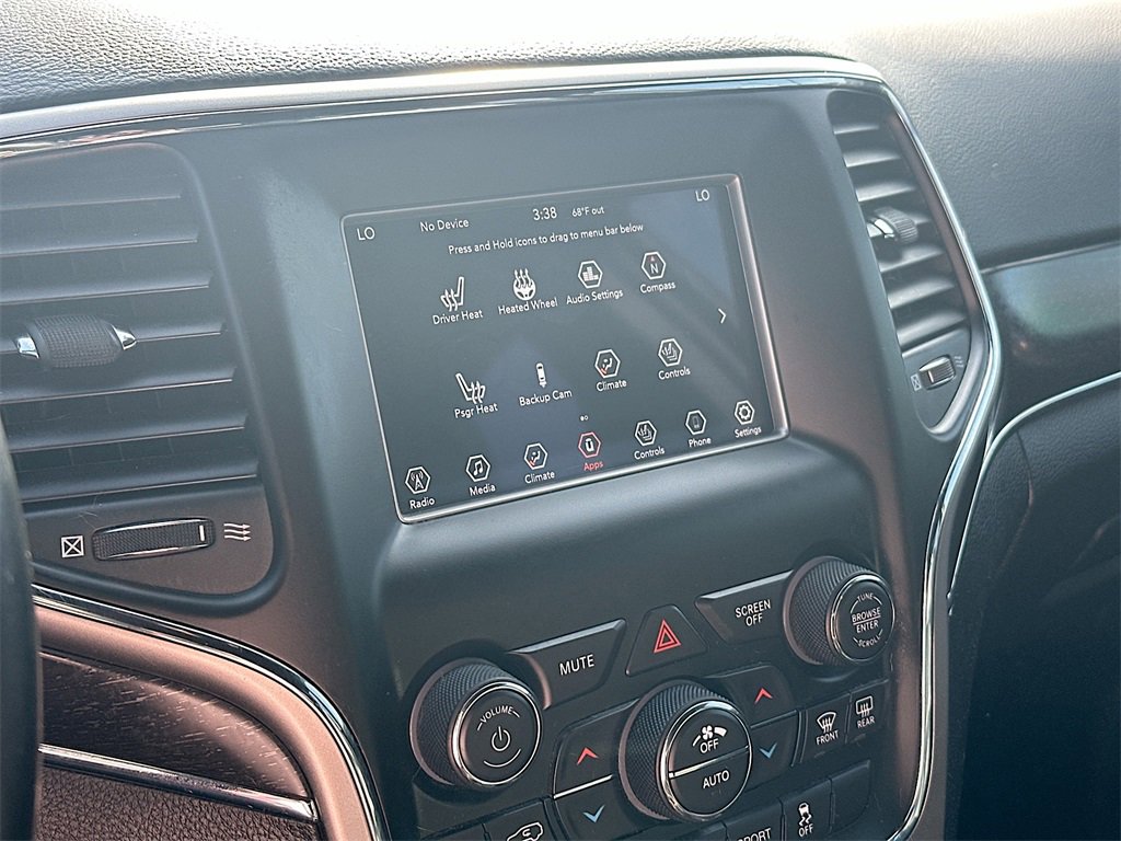 Used 2018 Jeep Grand Cherokee Limited image 13