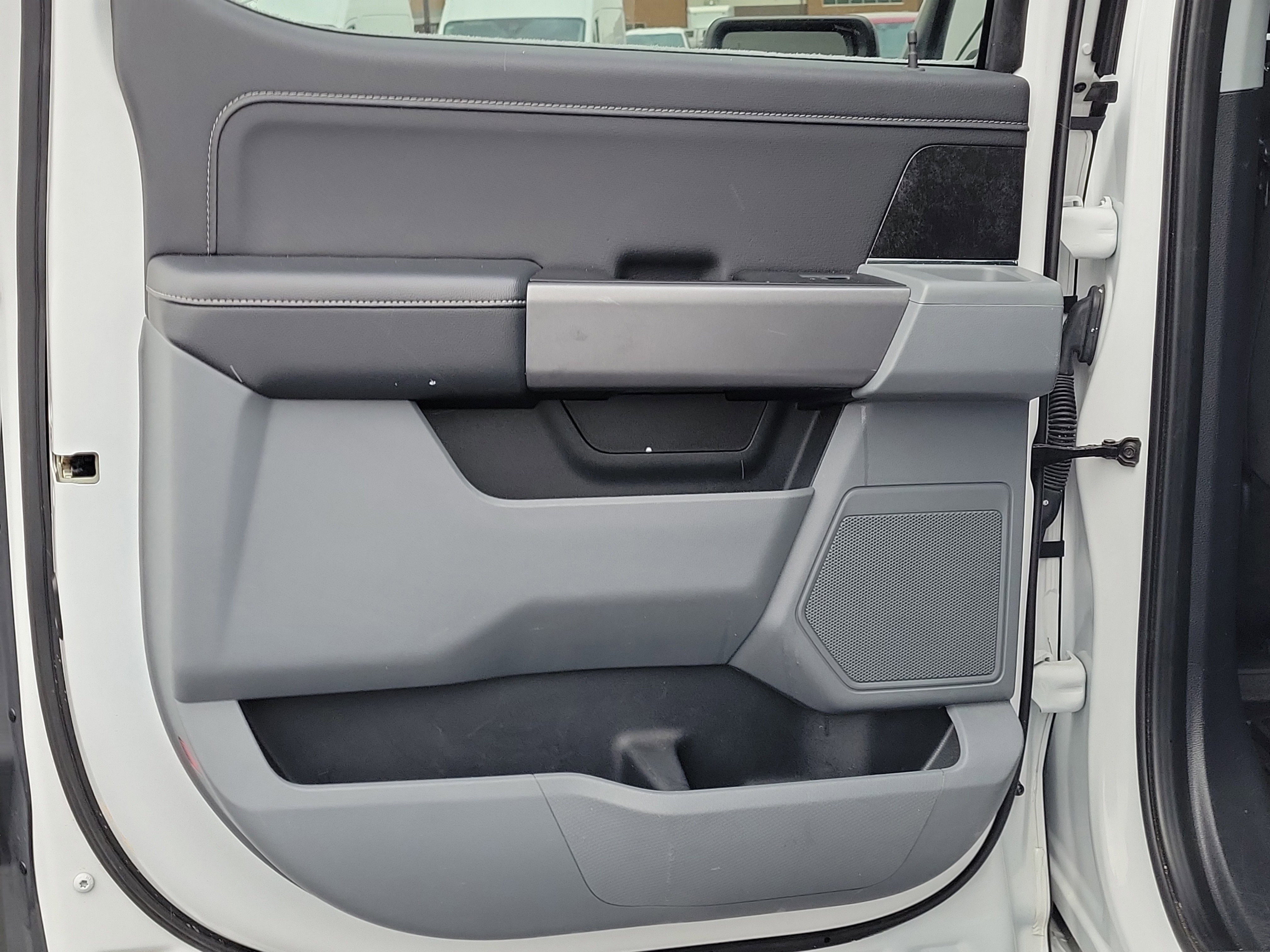 Certified 2021 Ford F150 XLT w/ Equipment Group 301A Mid image 9