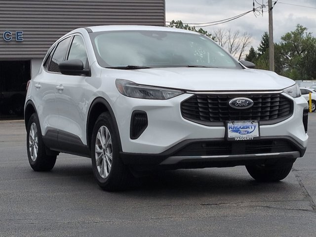 Certified 2023 Ford Escape Active AWD/4WD image 3