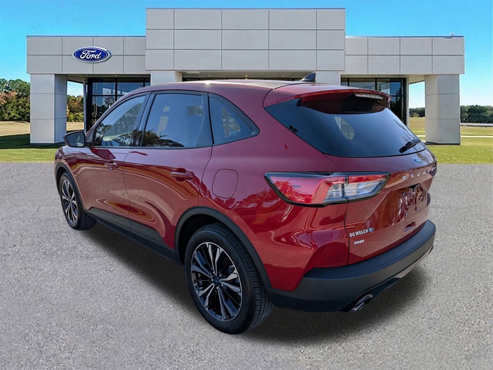 Certified 2022 Ford Escape SE w/ SE Sport Appearance Package video 2