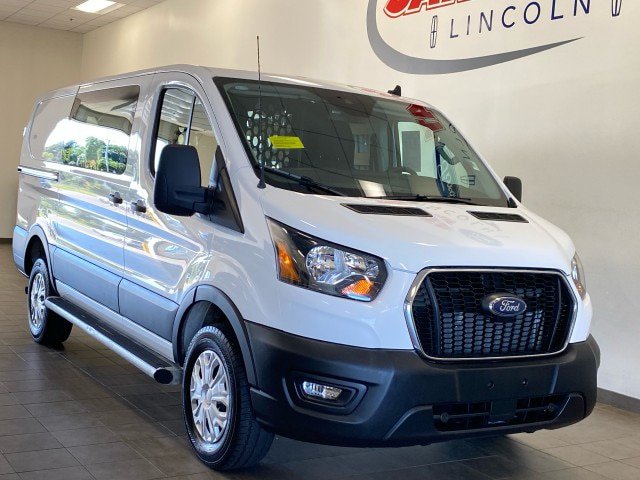 Certified 2025 Ford Transit 250 Low Roof w/ Exterior Upgrade Package RWD image 2