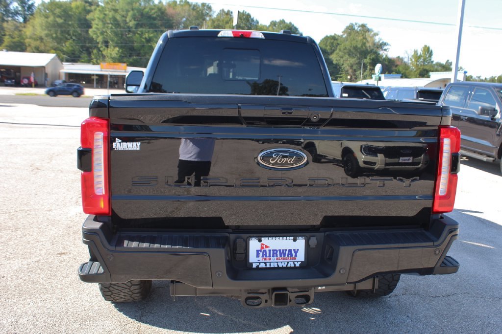Certified 2024 Ford F250 Lariat w/ Lariat Ultimate Package AWD/4WD image 16