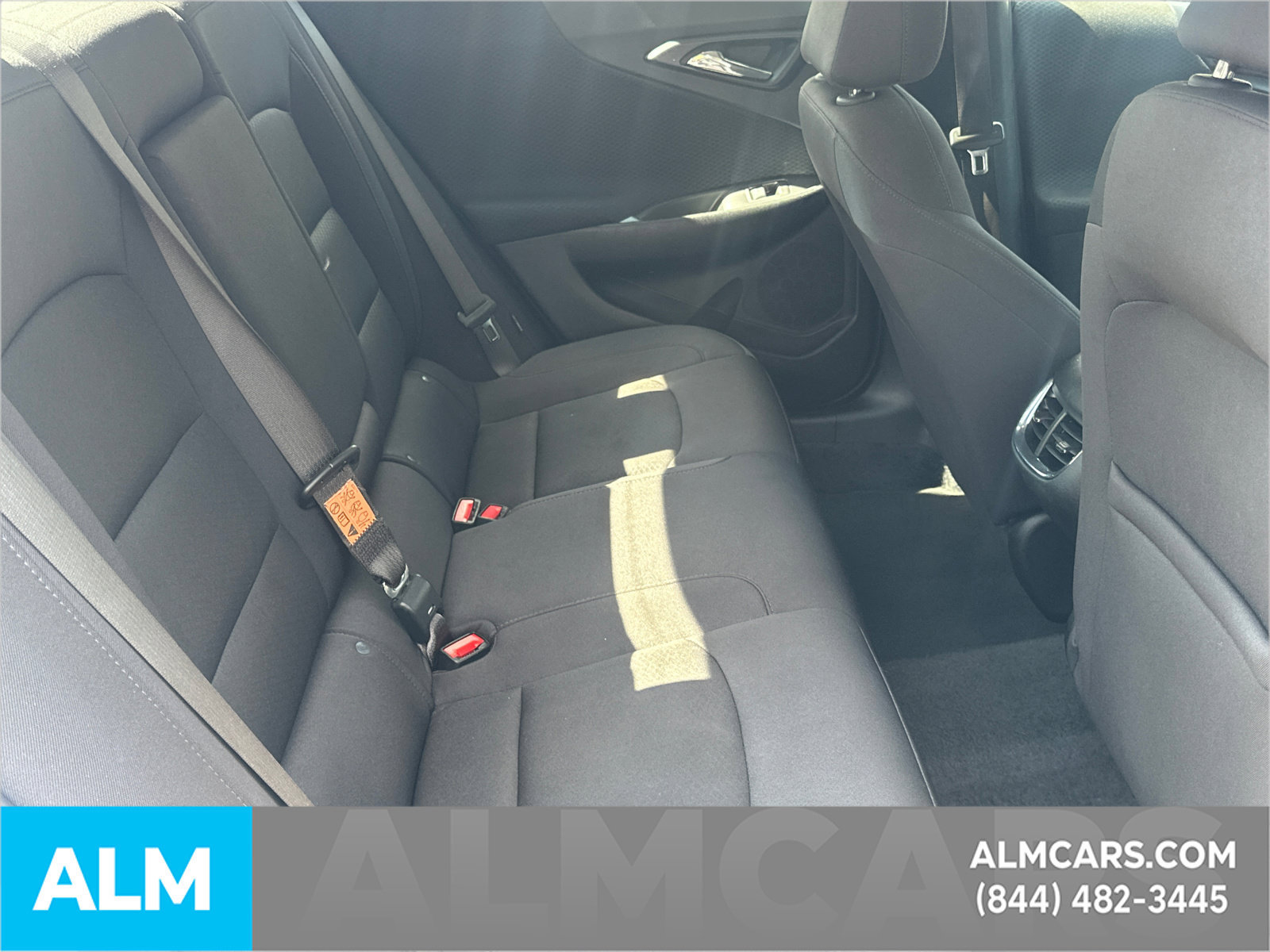Used 2025 Chevrolet Malibu LT FWD image 17