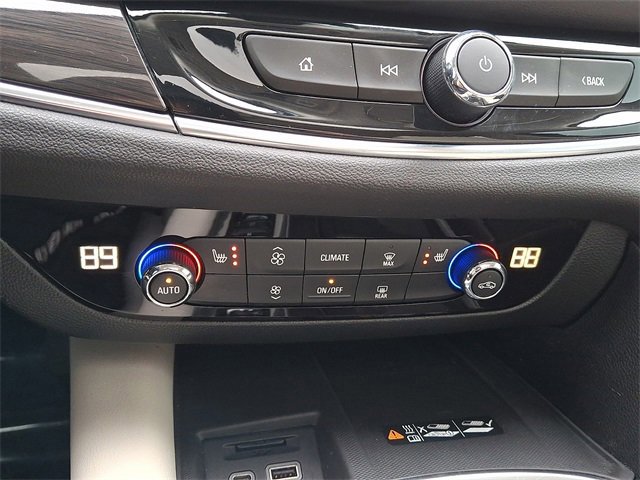Used 2022 Buick Enclave Essence w/ Experience Buick Package image 17