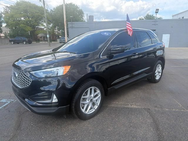 Certified 2024 Ford Edge SEL w/ Convenience Package AWD/4WD image 7