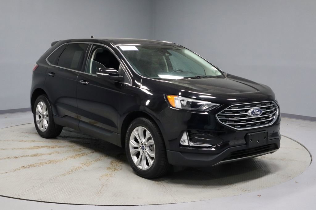 Certified 2024 Ford Edge Titanium AWD/4WD image 1