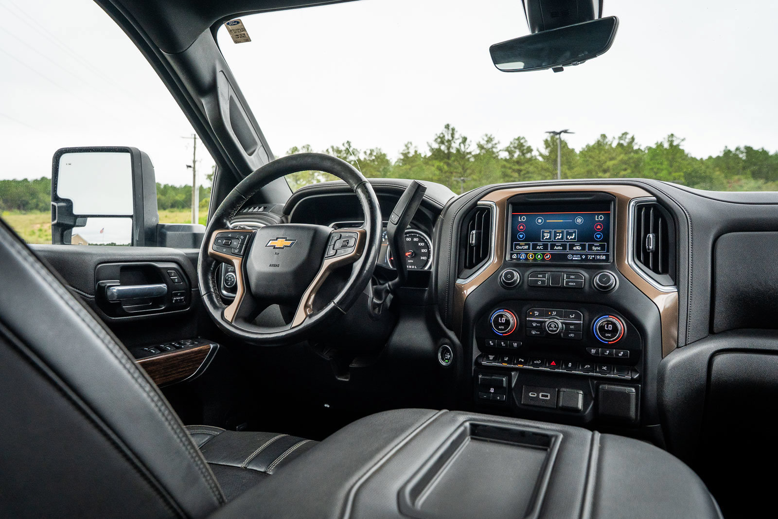 Used 2021 Chevrolet Silverado 3500 High Country AWD/4WD image 30