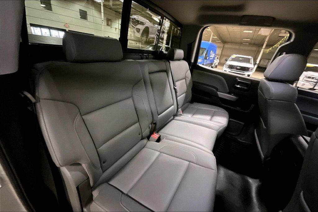 Used 2018 Chevrolet Silverado 1500 LTZ Z71 w/ LTZ Plus Package AWD/4WD image 25