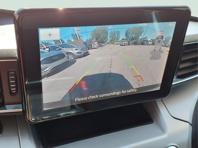 Certified 2022 Ford Explorer XLT w/ Equipment Group 202A AWD/4WD image 26