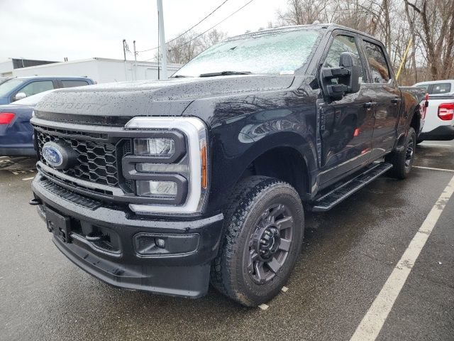 Certified 2024 Ford F250 Lariat w/ Sport Appearance Package image 3