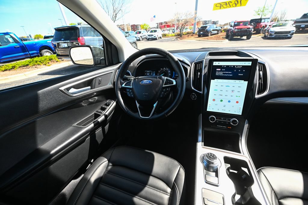 Certified 2024 Ford Edge SEL w/ Convenience Package AWD/4WD image 33