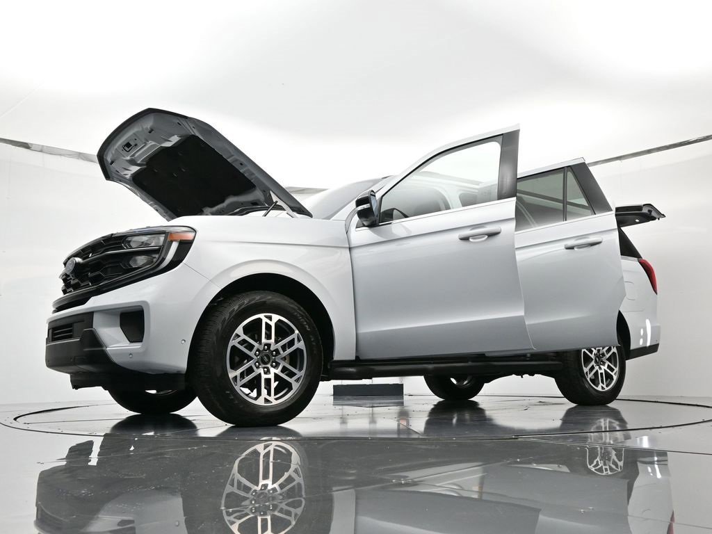 Certified 2025 Ford Expedition Max Active image 72