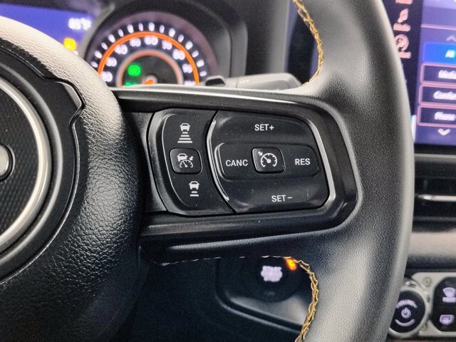 Used 2024 Jeep Wrangler Unlimited Sport AWD/4WD image 35
