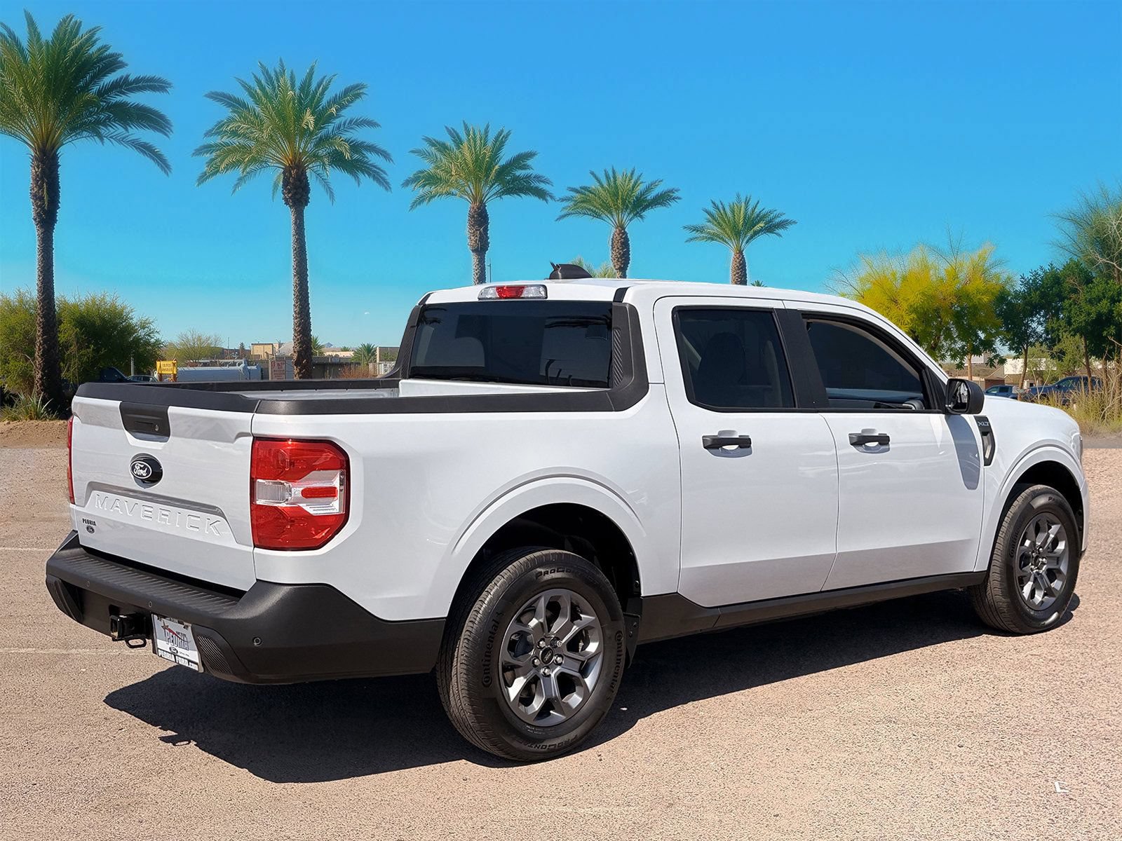 Certified 2025 Ford Maverick XLT FWD image 5