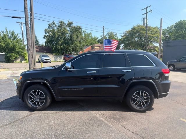 Used 2019 Jeep Grand Cherokee Limited AWD/4WD image 4