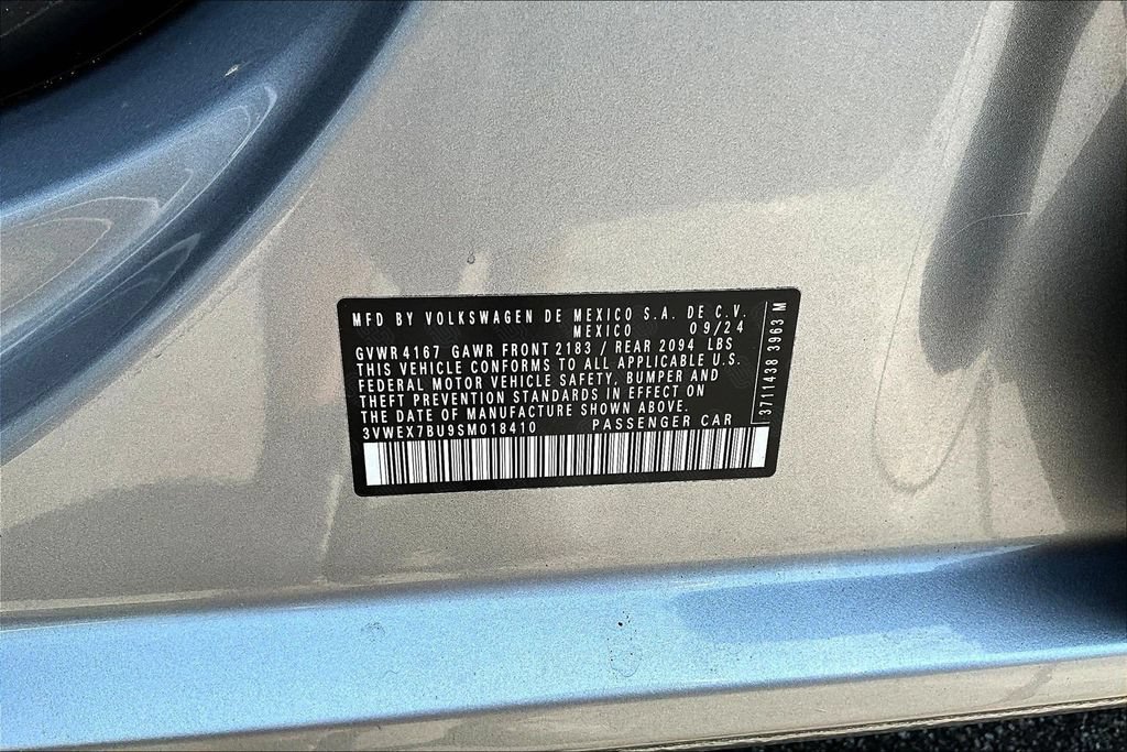 Used 2025 Volkswagen Jetta SE FWD image 20