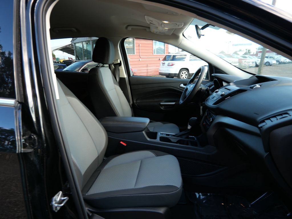 Certified 2017 Ford Escape SE AWD/4WD image 12